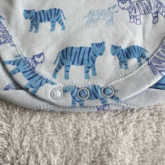 NEW💛Janie and Jack💛 Baby Bodysuit Soft Blue Tiger Print 100% Cotton 3-6 Months - Picture 4 of 4